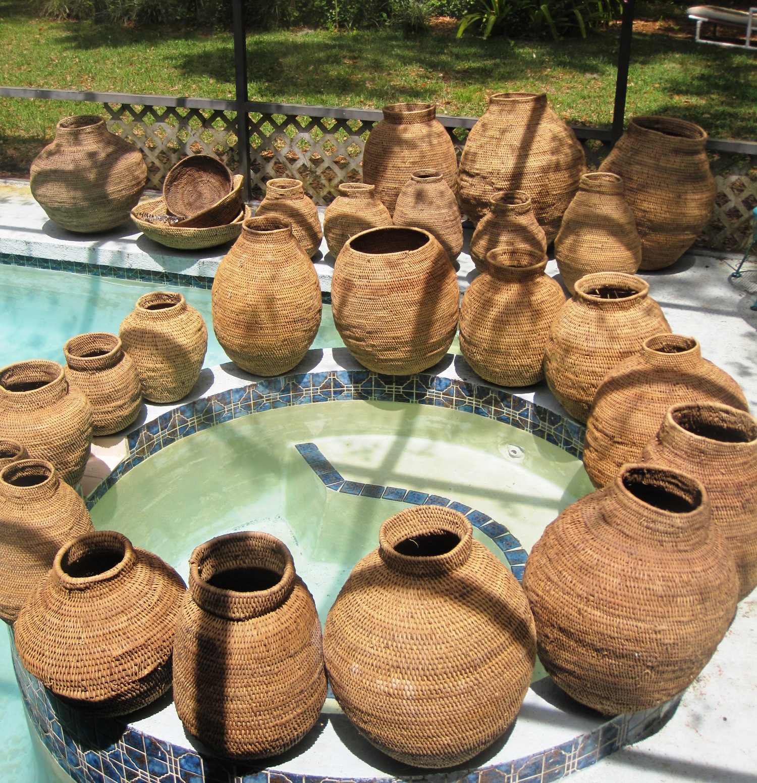Buhera Tall baskets - Size: 19" - 21"